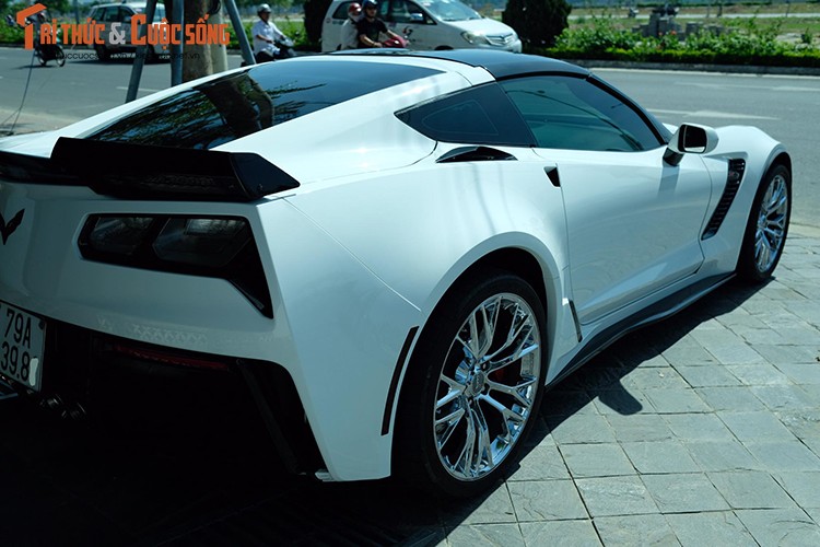 Sieu xe Corvette C7 Z06 Convertible tien ty tai Da Nang-Hinh-3